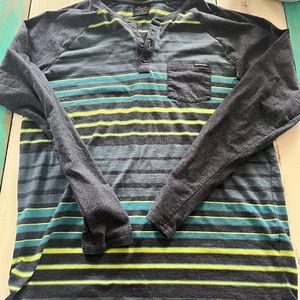 Oakley long sleeve pattern shirt size large